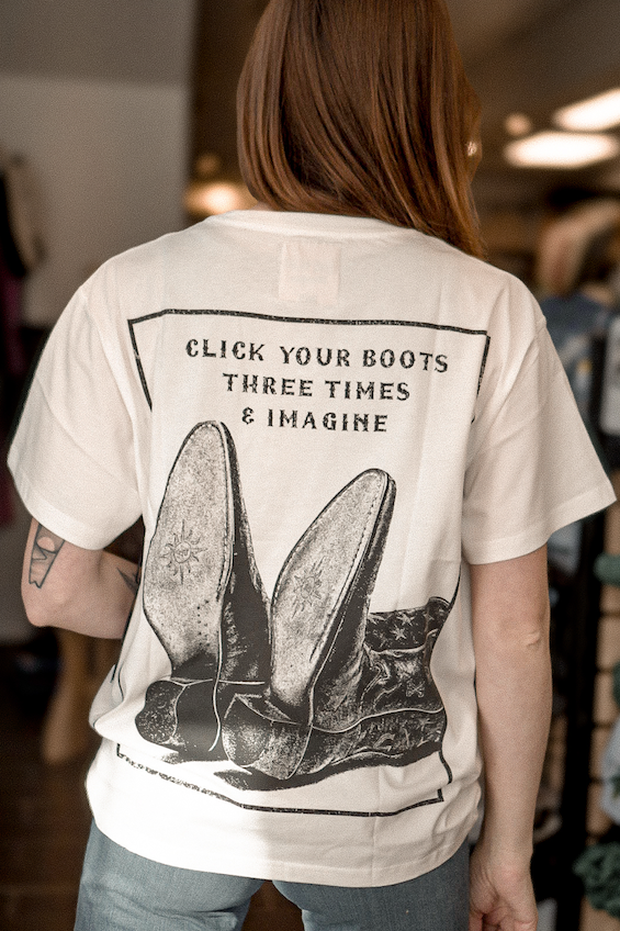 T-shirt Wrangler® X Lainey Wilson Wilson Click Your Boots