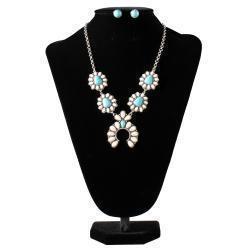 Collier et boucles d'oreilles Silver Strike avec pierres blanches et turquoises