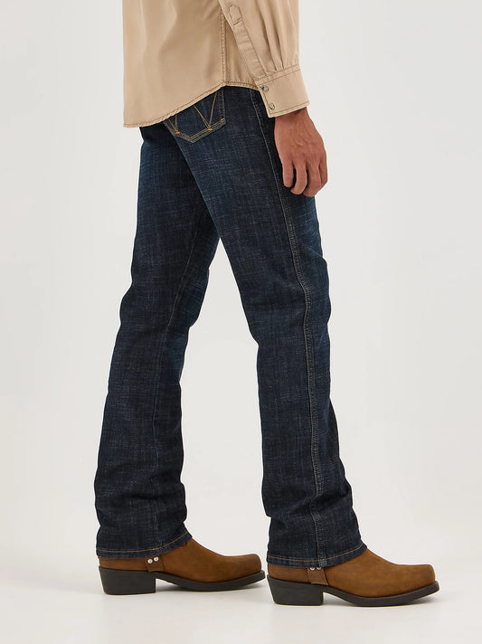 Wrangler Retro® Slim Boot Jean Dax