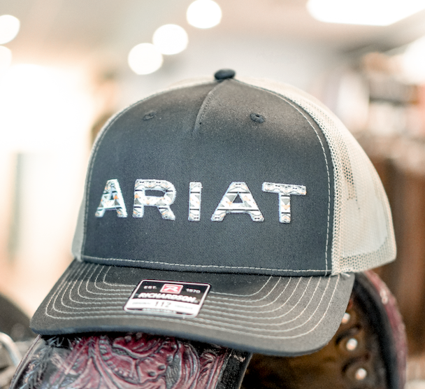 Casquette Ariat logo aztec