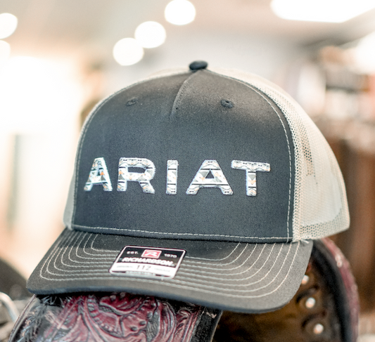 Casquette Ariat logo aztec
