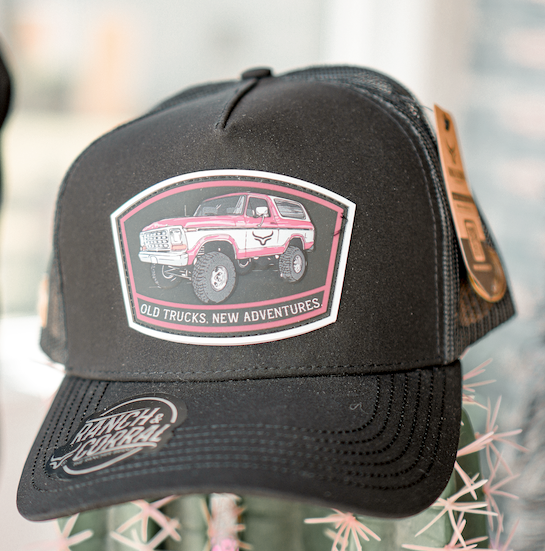Casquette Ranch & Corral Old Trucks, New Adventures