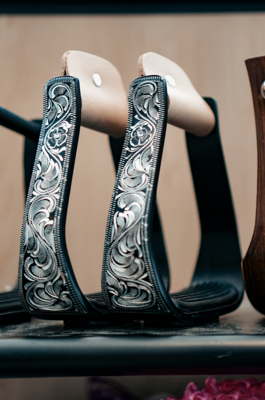 Étriers en aluminium noir Western Rawhide