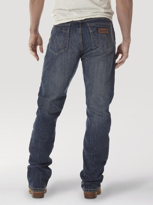 Wrangler Retro® Slim Boot Jean Layton